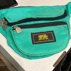 Retro Teal belt bag
